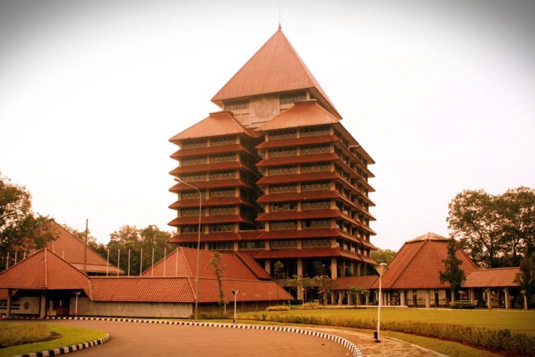 universitas terbaik