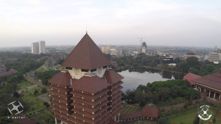 universitas terbaik